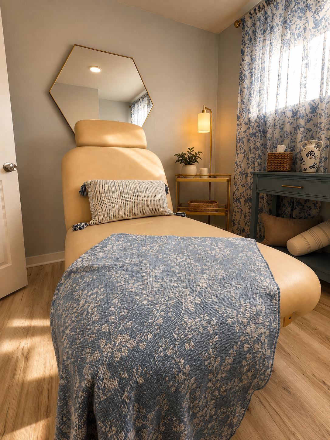 Private treatment room at the Refine Redding Studio